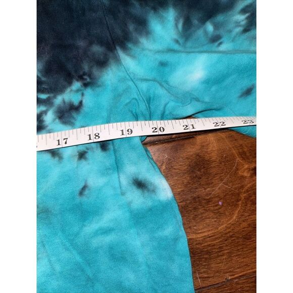 Guess Mens Tie Dye Short Sleeve T-Shirt Aqua with nautical flags Size Small Used - Picture 7 of 7
